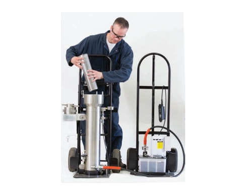 魚卵多倍體誘導容器（靜水壓機）